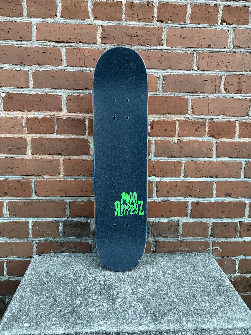 Mini Ripperz- Shark Gnar Complete